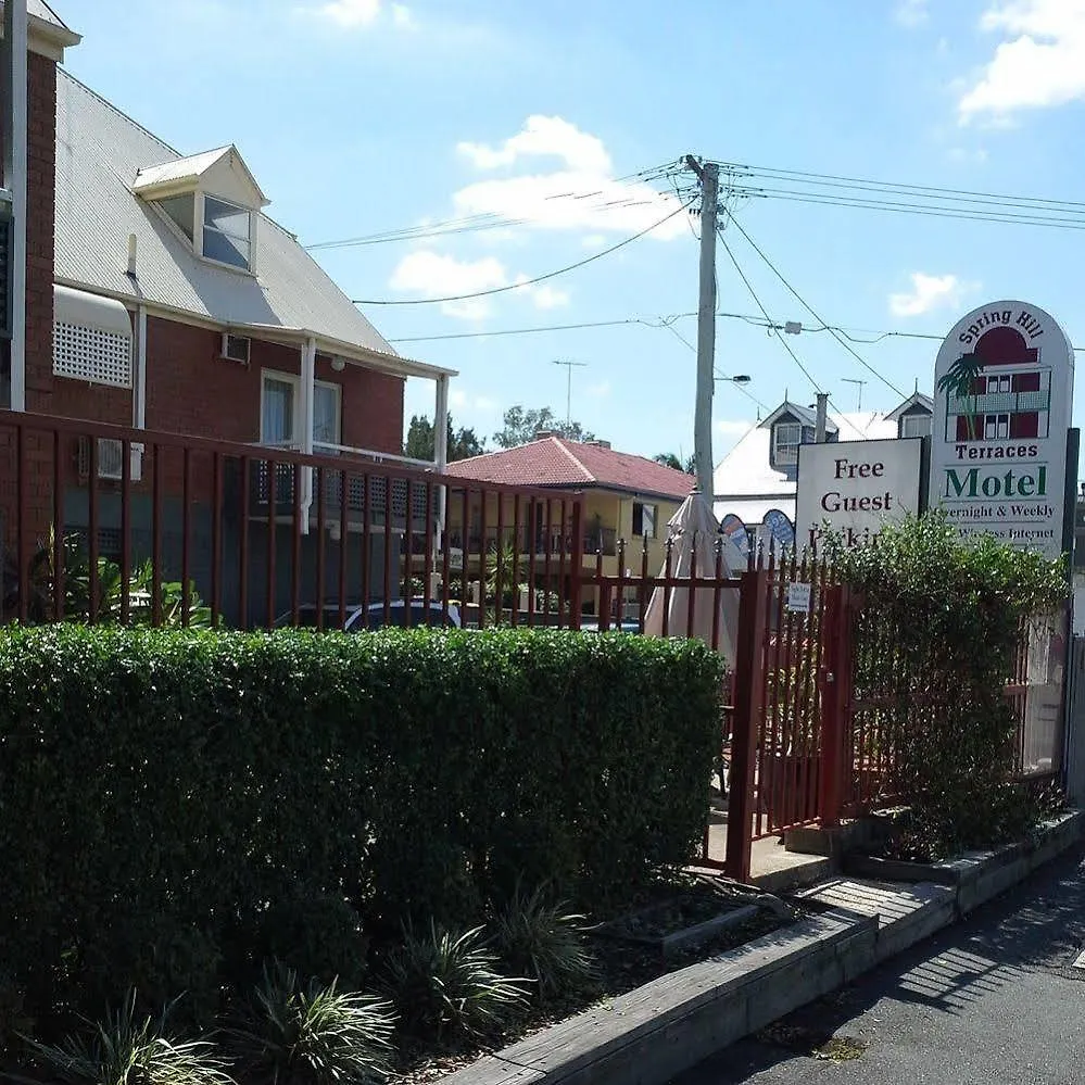 ***  Spring Hill Terraces Hotel Brisbane Australia