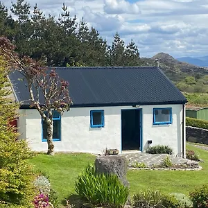 https://unique-old-stone-cottage.hotel-killarney.com