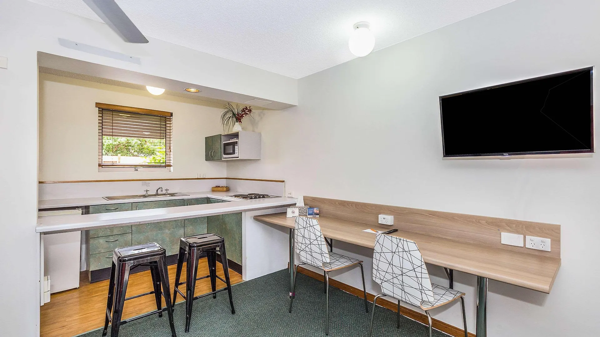 *** Hotel Spring Hill Inn Australia